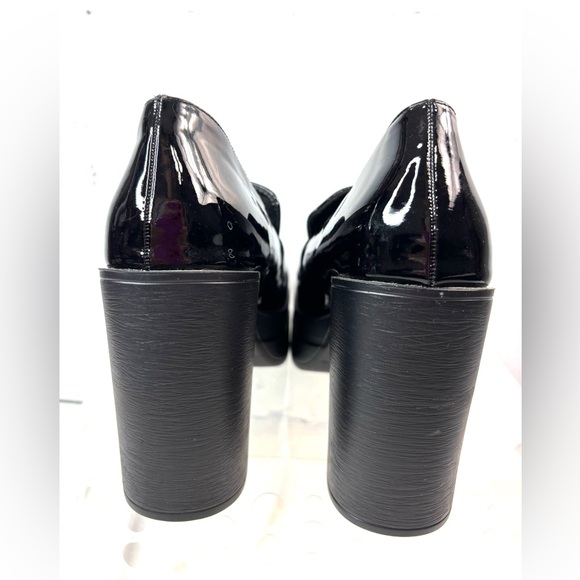 Beautiful 9 Patent Chunk Heel Lug Sole Platform Shoes in Black - Picture 2 of 7